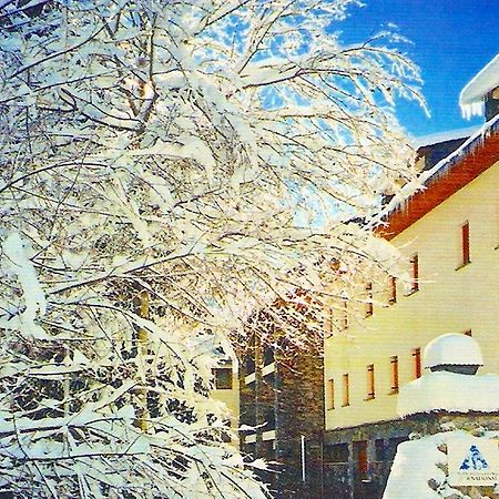 Alberg La Molina Xanascat Ngoại thất bức ảnh
